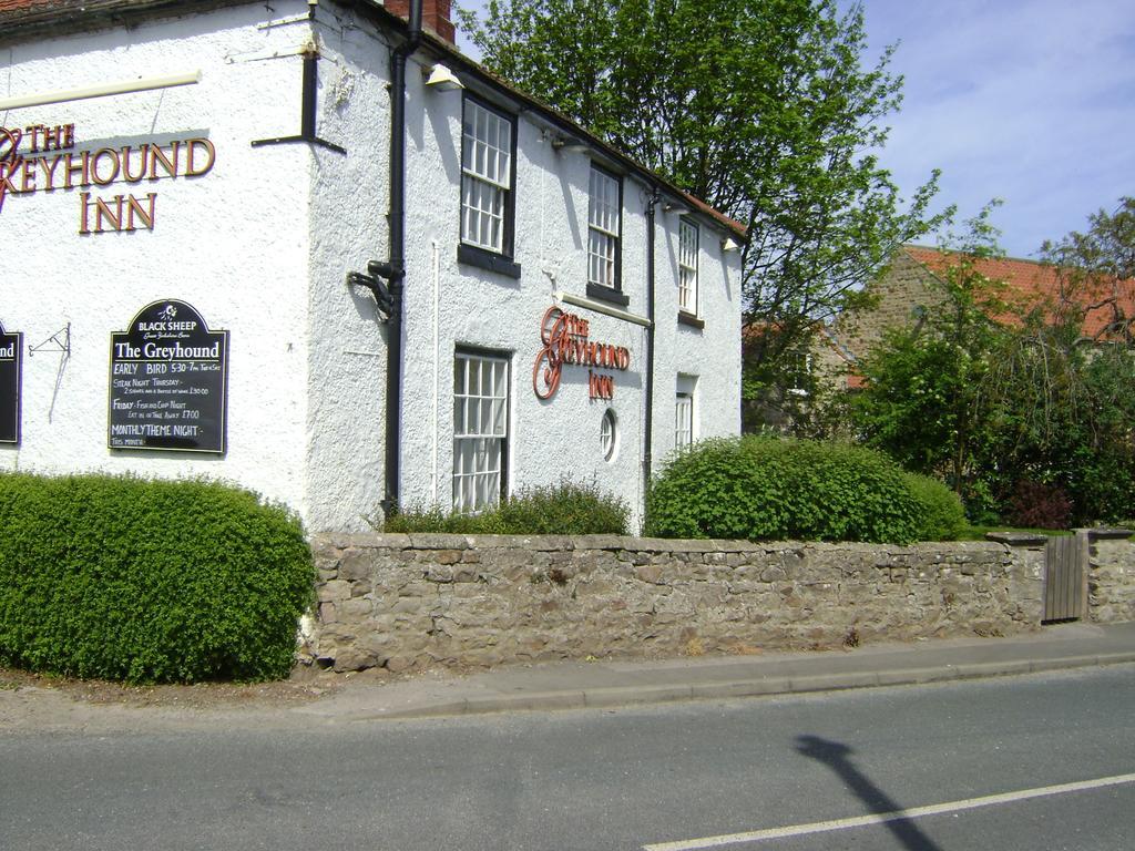 The Greyhound Inn Bedale Eksteriør billede